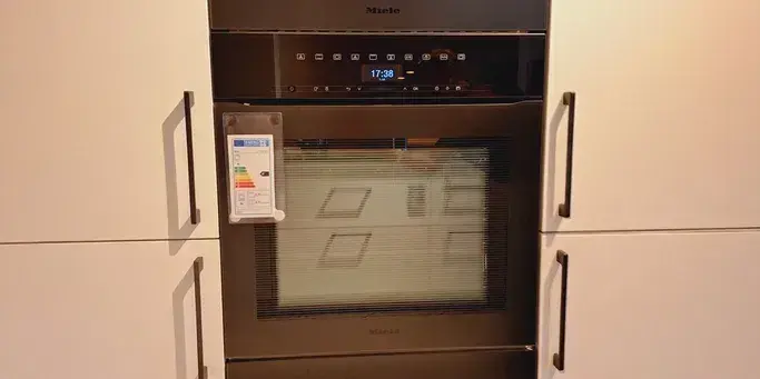 Miele Einbau-Backofen H7464 BPX Gala Edition 125 Obsidianschwarz Matt